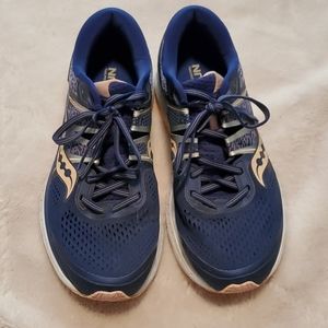 Saucony xt900 running shoes